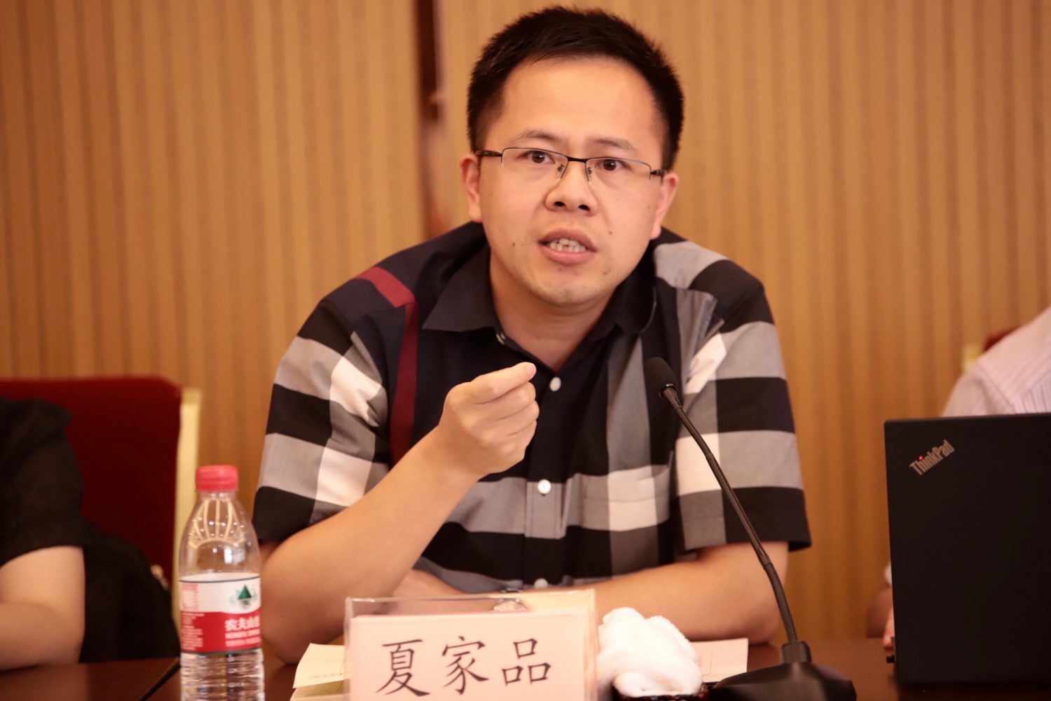 43df22e90c1429f96741f3eb7be3836