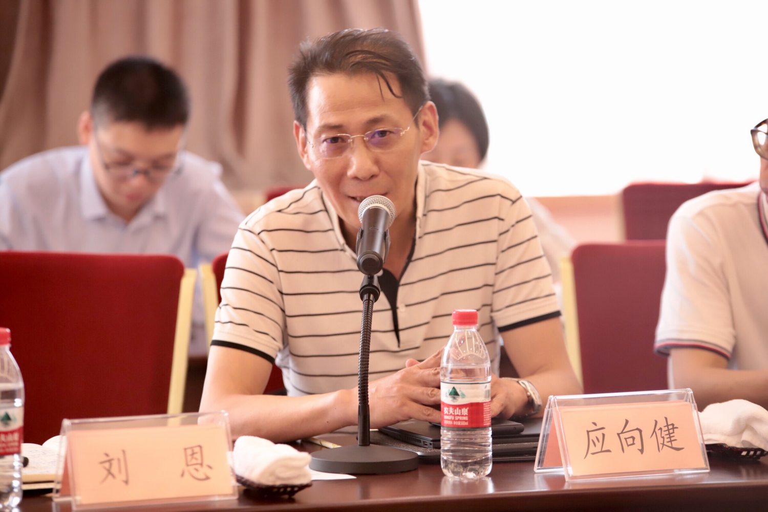 aadc4d7c23fbe4754960425a2e0c460